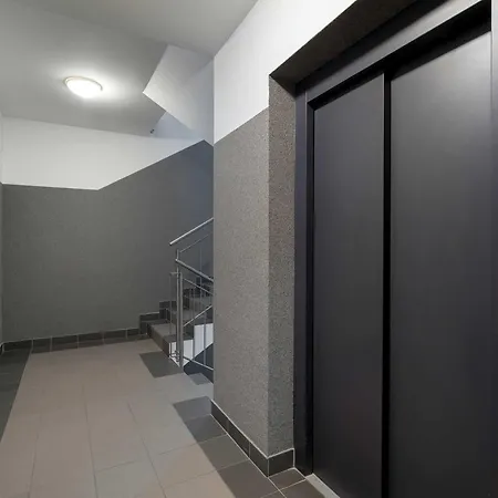 Bright With Balcony Near Zwirownia By Renters Apartment *