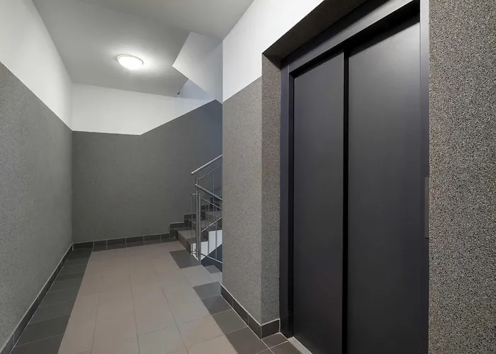 Bright With Balcony Near Zwirownia By Renters Lägenhet *