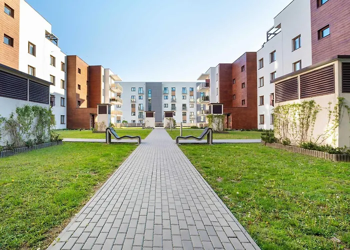 Bright With Balcony Near Zwirownia By Renters Lägenhet