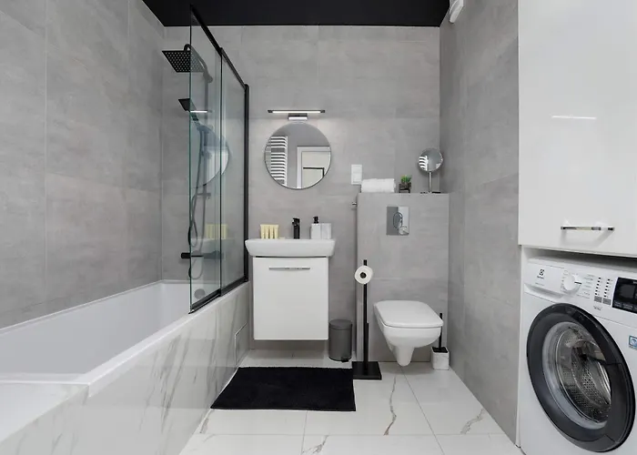 Bright With Balcony Near Zwirownia By Renters Lägenhet *